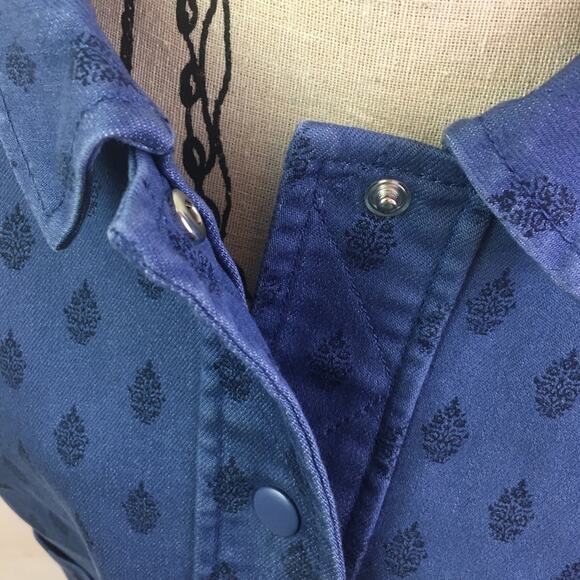 Isaac Mizrahi Live True Denim Fringe Jacket Small - Picture 5 of 16